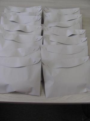 připravené roušky pro seniory